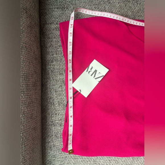 Brand new fushia Zara Midi dress with slit M brand new with tag on ! - Picture 5 of 9